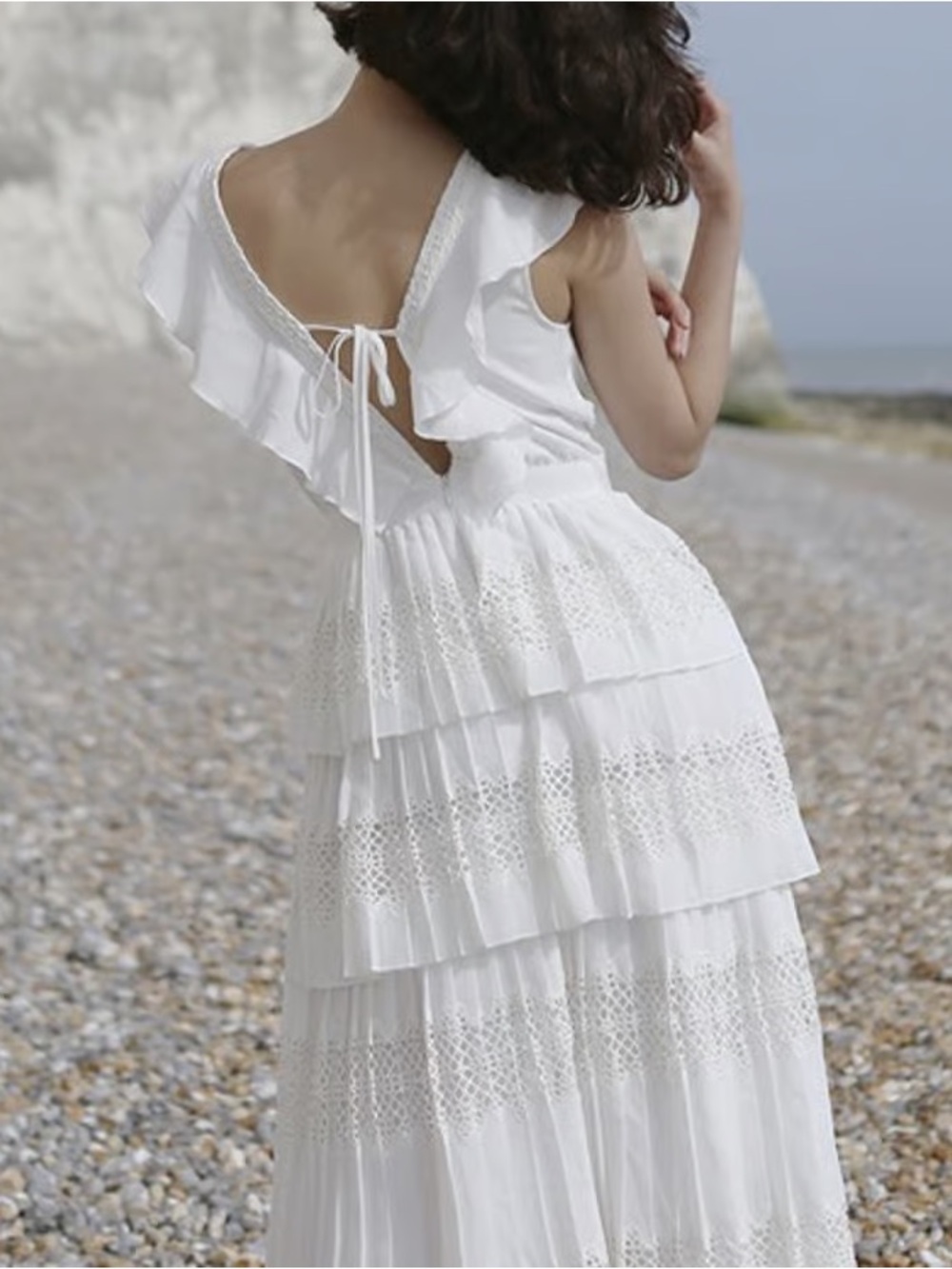 Self Portrait White Flounced Tiered Lace Sleeveless Victoria Midi Dress | 2 - Picture 3 of 9